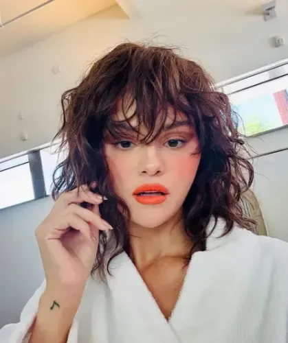 Is Selena Gomez and Benny Blanco's Home the Ultimate Christmas Wonderland?