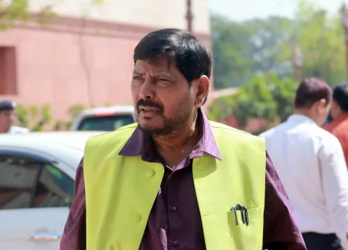 Maharashtra census self-enumeration begins; Athawale highlights caste census benefits