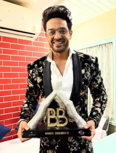 बिग बॉस 19 के विजेता बने गौरव खन्ना के पिता बोले, 'वह जिद्दी है, जो ठान लेता है वो करके रहता है'