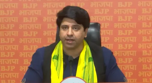 क्या शहजाद पूनावाला ने ई-सिगरेट घटना पर उठाए सवाल, टीएमसी को अब भी एक्शन नहीं लेना चाहिए?