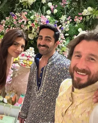 शमा सिकंदर ने बेबी पिंक साड़ी में बिखेरा जलवा, आयुष्मान खुराना के साथ शेयर की तस्वीरें