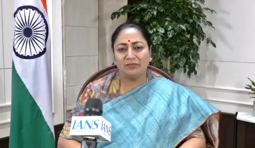 Disgraceful: Delhi CM Rekha Gupta Critiques Waqf-related Violence in Bengal and Mamata Banerjee’s Shortcomings