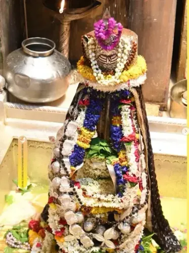 शनिवार को पड़ रहा सावन पूर्णिमा व्रत, इस शुभ मुहूर्त में बांधे भाई की कलाई पर राखी 