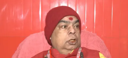 क्या शंकराचार्य का पहला पाठ अनुशासन है, जबकि अविमुक्तेश्वरानंद खुद विवाद खड़ा कर रहे हैं?