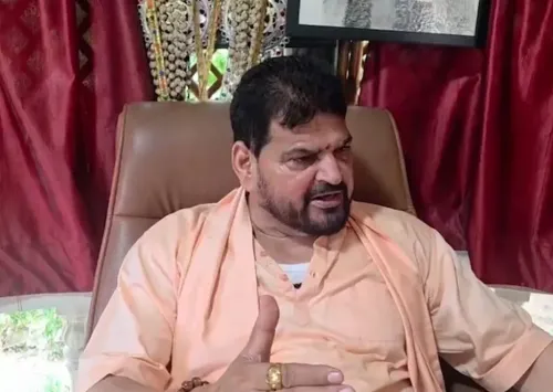 बृजभूषण शरण सिंह बोले — शंकराचार्य की गोरक्षा यात्रा में दूध के उचित दाम की मांग भी जुड़े