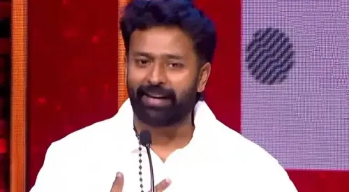 Shanthanu Bhagyaraj's X post on giving 10 years of his life to dad moves fans
