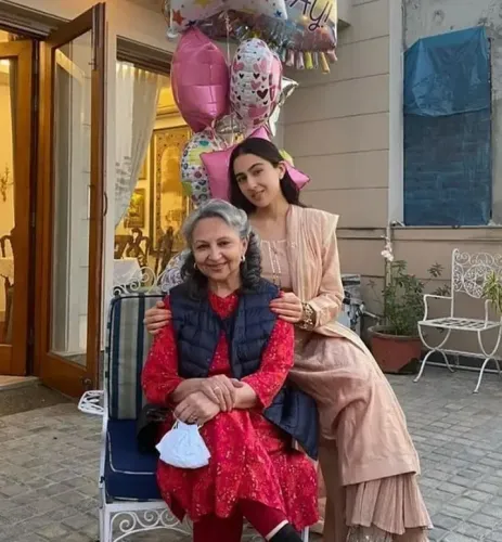 Is Sharmila Tagore Proud of Sara Ali Khan's Demeanor?