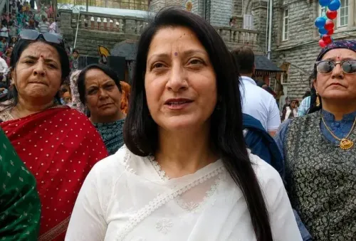 शिमला समर फेस्टिवल: 320 आंगनबाड़ी कार्यकर्ताओं ने मॉल रोड पर महिला सशक्तीकरण और नशामुक्ति का संकल्प लिया