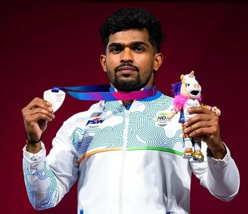 Shivraj Congratulates Raja Muthupandi on CWG2026 Silver