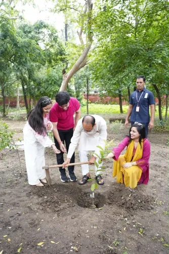 Shivraj plants sapling in Delhi, calls public to join Aug 12 drive