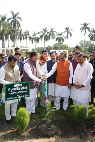Shivraj Singh Chouhan Plants Saplings at Pantnagar Agri University