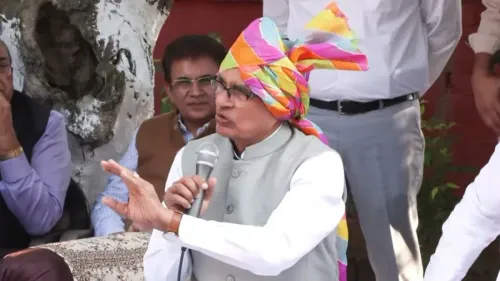 Shivraj Singh Chouhan urges farmers to use Soil Health Cards