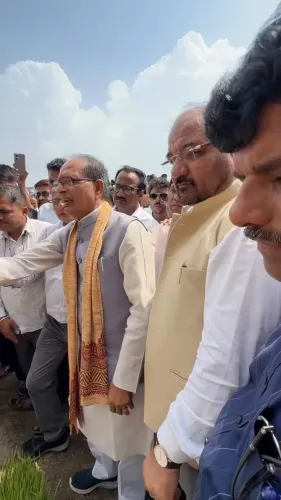 Shivraj Singh Chouhan Witnesses Modern Paddy Transplanter Demo