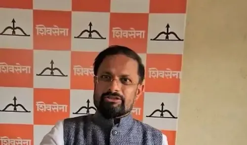 क्या उद्धव ठाकरे और राज ठाकरे का एक साथ आना शिवसेना के लिए मायने रखता है?
