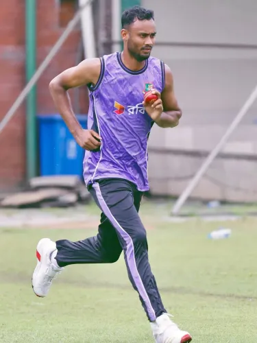 Shoriful Islam eyes return as Bangladesh chase historic Australia series win