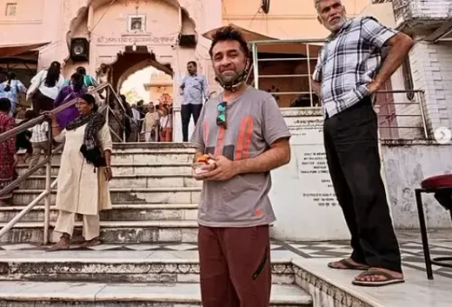 Siddhant Kapoor Visits Jagatpita Shri Brahma Mandir for Spiritual Awakening