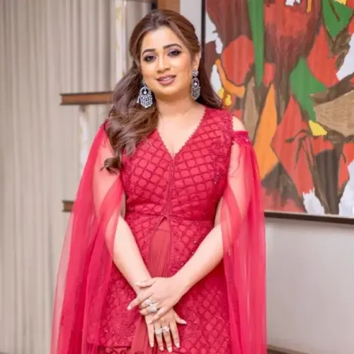 What Did Shreya Ghoshal Remember About Her First Encounter with Lata Mangeshkar?