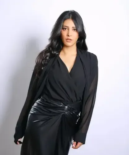 Will Shruti Haasan Ever Date Someone Who's a Bit Weird After Watching ‘Monster: The Ed Gein Story’?