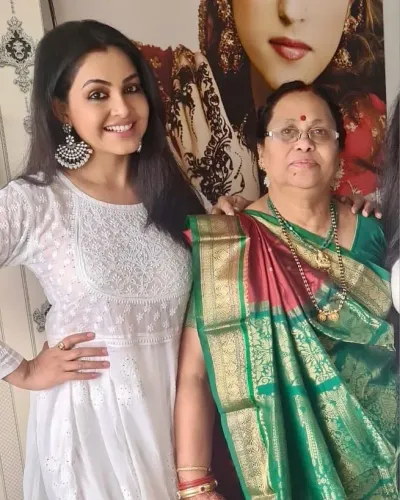How Did Shubhangi Atre’s Mother Influence Her Journey?