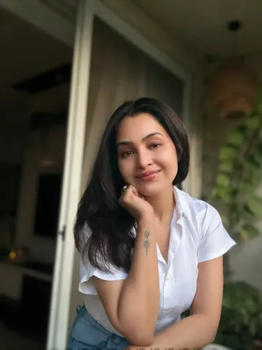 Shubhangi Atre on loneliness: 'Surrounded by people, yet feel unheard'