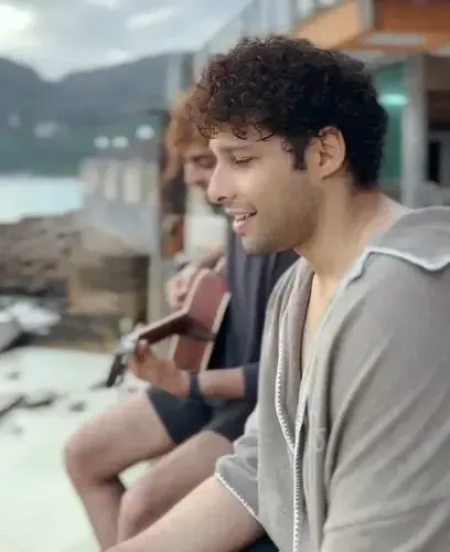 Siddhant Chaturvedi treats with his music single ‘Rehna’ on his birthday