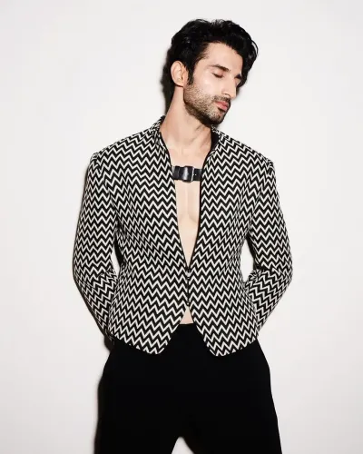 Sidhant Shares Wisdom from Mother and Grandmother That Keeps Him Grounded