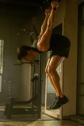 सिद्धार्थ मल्होत्रा ने शेयर किया सफलता का मंत्र, बोले- 'लगातार मेहनत ही असली ताकत' 