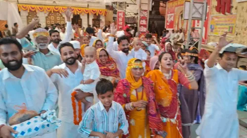 जीणमाता शक्तिपीठ में शारदीय नवरात्रि: मां शैलपुत्री के रूप में विशेष शृंगार, लख्खी मेले का आगाज