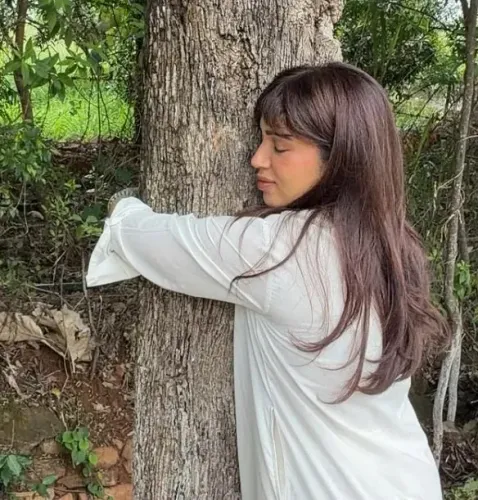 भूमि पेडनेकर ने सराहा सिक्किम का 'क्लाइमेट-फर्स्ट' मॉडल, बोलीं — दुनिया को लेनी चाहिए प्रेरणा
