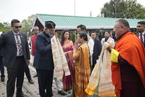 सिक्किम के 50वें स्थापना दिवस पर उपराष्ट्रपति सीपी राधाकृष्णन गंगटोक पहुंचे, लोक भवन में मिला गार्ड ऑफ ऑनर