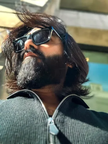 Is Silambarasan's 'Arasan' Set to Start Filming Again on March 16?