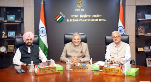 How is the ECI Strengthening Supervision for SIR in Bengal?