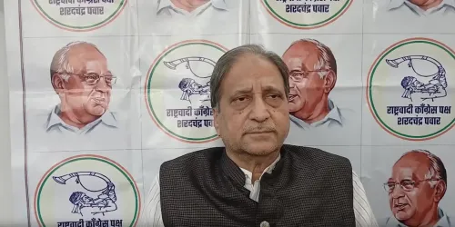 एसआईआर रद्द करो: मतदाता सूची से 13 करोड़ नाम हटाए गए, NCP-SP प्रवक्ता नसीम सिद्दीकी का केंद्र पर निशाना
