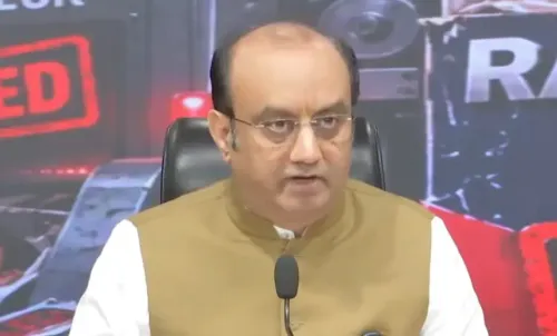 सुधांशु त्रिवेदी का राहुल गांधी पर तीखा प्रहार: 'फेल प्रोडक्ट से जुड़ी कंपनियां भी डूबीं'