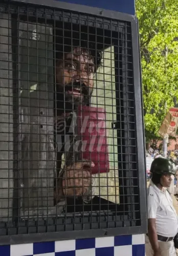 CPI(M) clash in Kolkata: 15 injured, 6 arrested over Jadavpur hawker eviction
