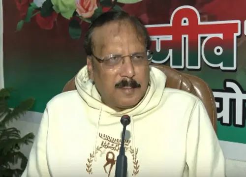 क्या स्कूलों में धार्मिक ग्रंथों को पढ़ाना चाहिए, लेकिन इसे थोपना गलत है? : सपा सांसद राजीव राय