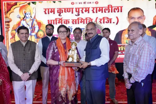 Smriti Irani attends Ram Krishna Puram Ramleela in Delhi