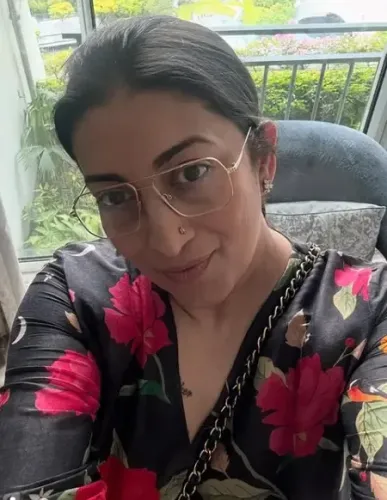 स्मृति ईरानी ने आदित्य धर की फिल्म 'धुरंधर' की जमकर तारीफ की, कलाकारों के अभिनय को सराहा