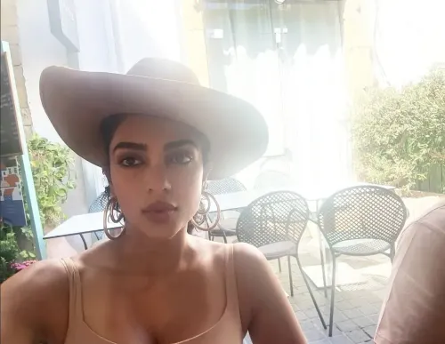 Does Sobhita Dhulipala Consider Herself an ‘Indian Uncle’ Due to Her Selfie Obsession?