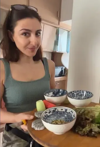 What Green Juice Does Soha Ali Khan Love Every Morning?
