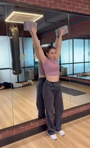 How Does Soha Ali Khan Combine Pre-Diwali Cleaning with a Workout?