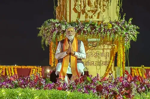 क्या सोमनाथ शाश्वत दिव्यता का प्रतीक है? प्रधानमंत्री नरेंद्र मोदी