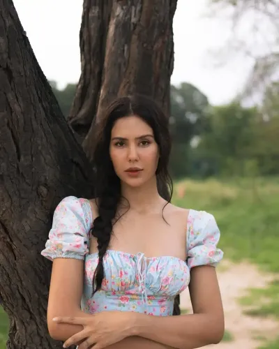 How is Sonam Bajwa Encouraging Support for Punjab During This Crisis?
