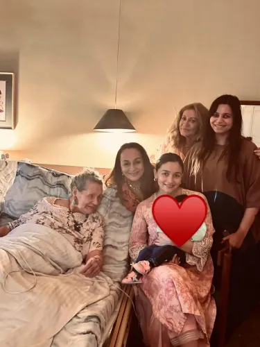 Soni Razdan's mother escaped Nazi Germany at 6: four-gen photo with Alia, Raha