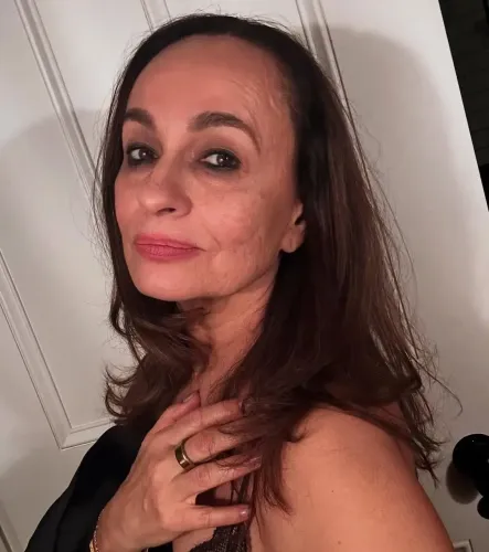 Is Soni Razdan Calling for Action Against Mumbai's Worsening Winter Smog?