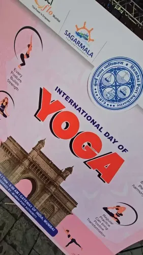 Sonowal joins Mumbai's IDY 2026 celebrations at Gateway of India