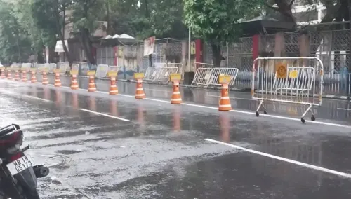 South Bengal heavy rain alert: Deep depression moves inland, Kolkata on watch