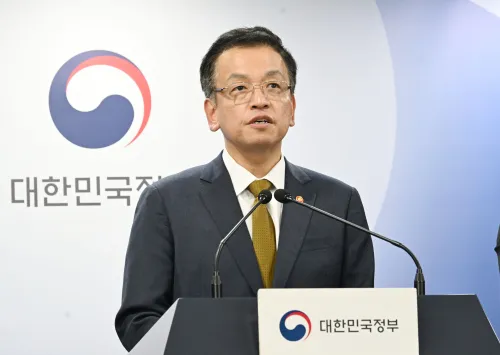 South Korea: Acting President Calls for Calm Amid Arrest of Yoon Suk-yeol