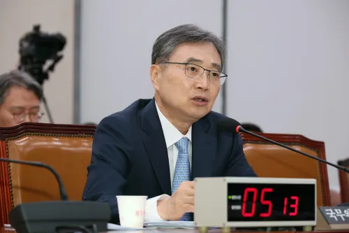 Will South Korea's FM nominee Cho actively respond to Trump's tariff demands and modernize the alliance?