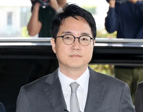 Did South Korea's Former Prosecution Chief Appear for Special Counsel Questioning Over Martial Law?